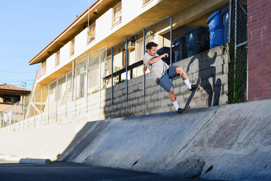 Andrew Allen, switch nosebluntslide. photo: Ben Colen