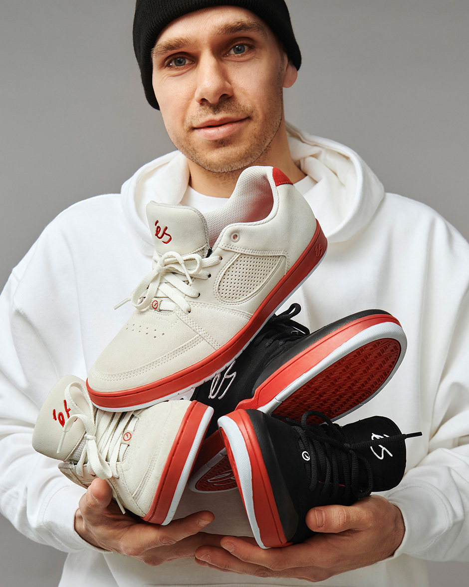 If it ain't broke. Wade with his signature Accel Slim and Swift 1.5 for éS Skateboarding