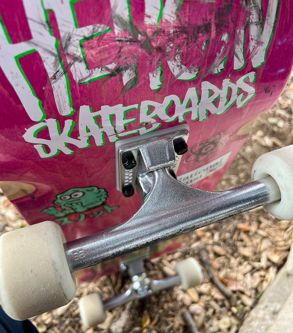 Which Way Round Should My Skateboard Trucks Go? – Slam City Skates