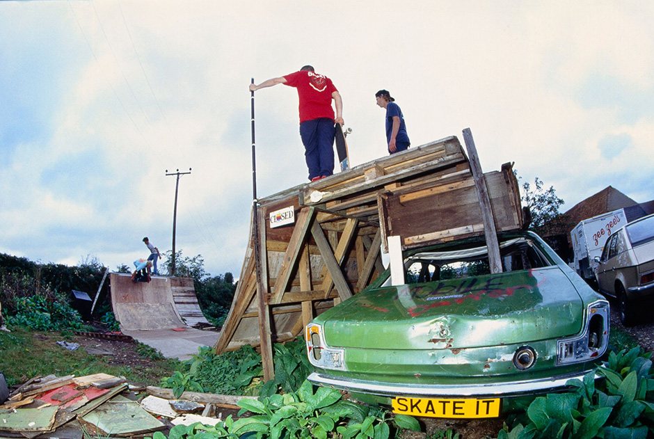 Joe Millsons ramp in 1990, Tim Leighton-Boyce capturing more than just skateboard tricks