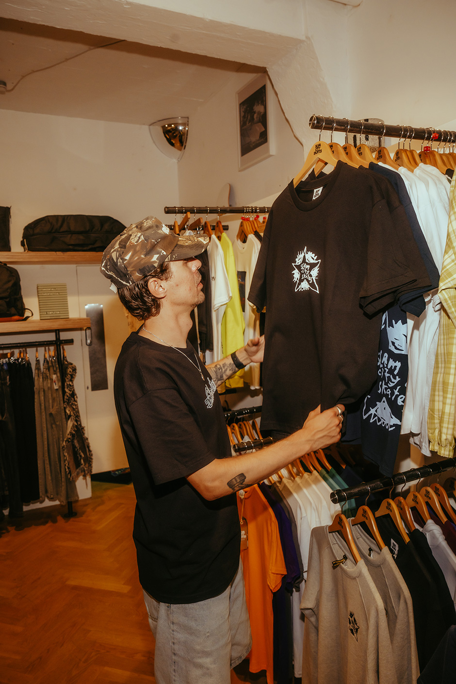 Behind the scenes of the