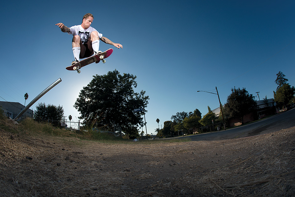 Anthony Van Engelen pole jams in Los Angeles back in 2013. Photo shot by Atiba Jefferson and selected for his Slam City Skates 5000 Words interview
