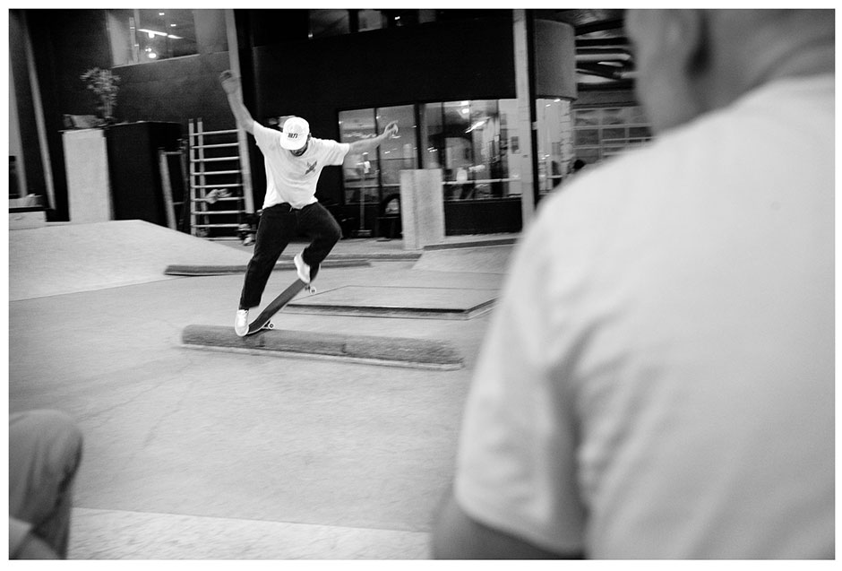 Piet still finding solace in an indoor park. frontside noseslide pop over for Marcel Veldman's lens