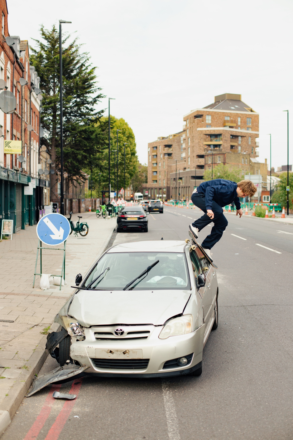 Pat Coghlan rolls in on the window of an abandoned car for Ginge's lens