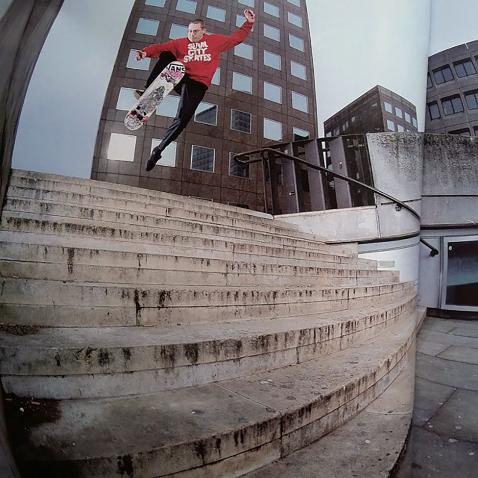 Chris Pulman straight no comply down the London Bridge ten for Dominic Marley's lens